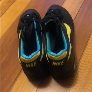 Nike football shoes size 13 men
